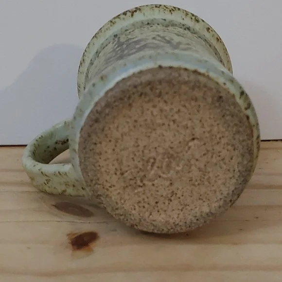 Hand made mug - Picture 3 of 4